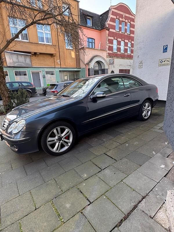 Gebraucht Mercedes CLK200 183 PS (134 kW) 2008 Grau Coupé