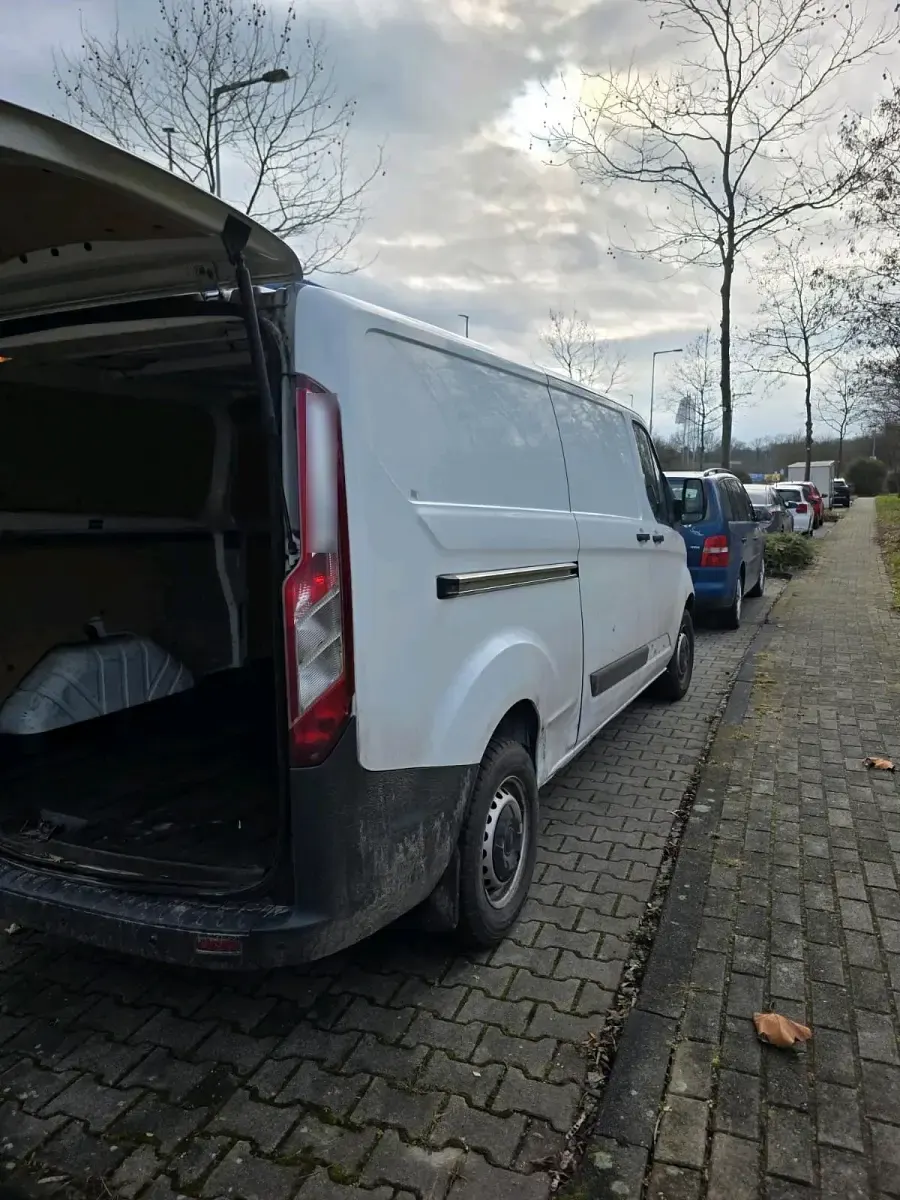Gebraucht Ford Transit Custom 131 PS (96 kW) 2017 Weiß Van / Kleinbus