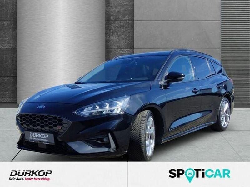 Schwarz Gebraucht 2021 Ford Focus ST Limousine | 24.680 € (Superpreis) - Bild 1/4