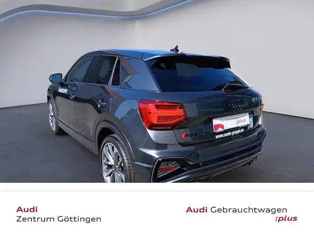 Gebraucht Audi SQ2 Sport 300 PS (220 kW) 2025 Grau SUV