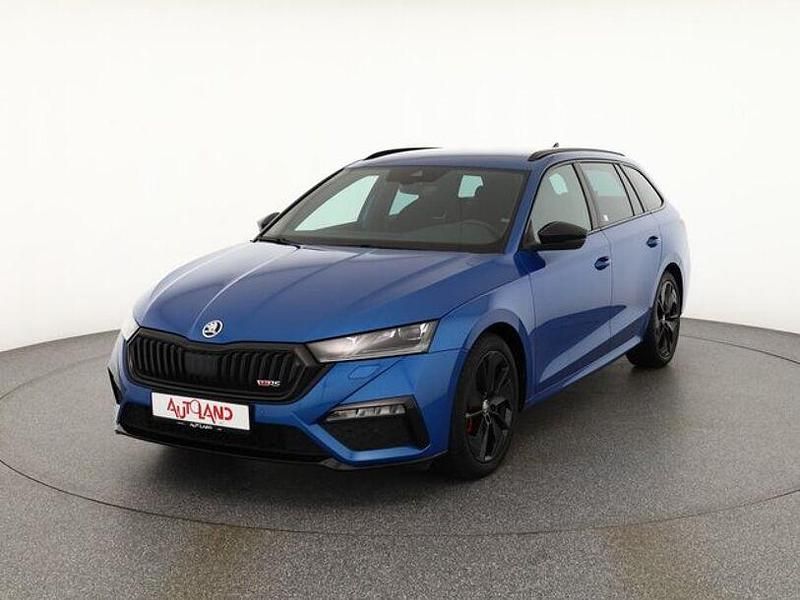Blau Gebraucht 2023 Skoda Octavia RS Kombi | 34.990 € (Fairer Preis) - Bild 1/4