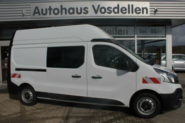 Gebraucht Renault Trafic 125 PS (91 kW) 2017 Andere farbe Van / Kleinbus
