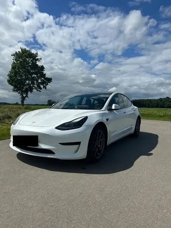 Gebraucht Tesla Model 3 Standard Range Plus 239 kW (325 PS) 2021 Weiß Limousine