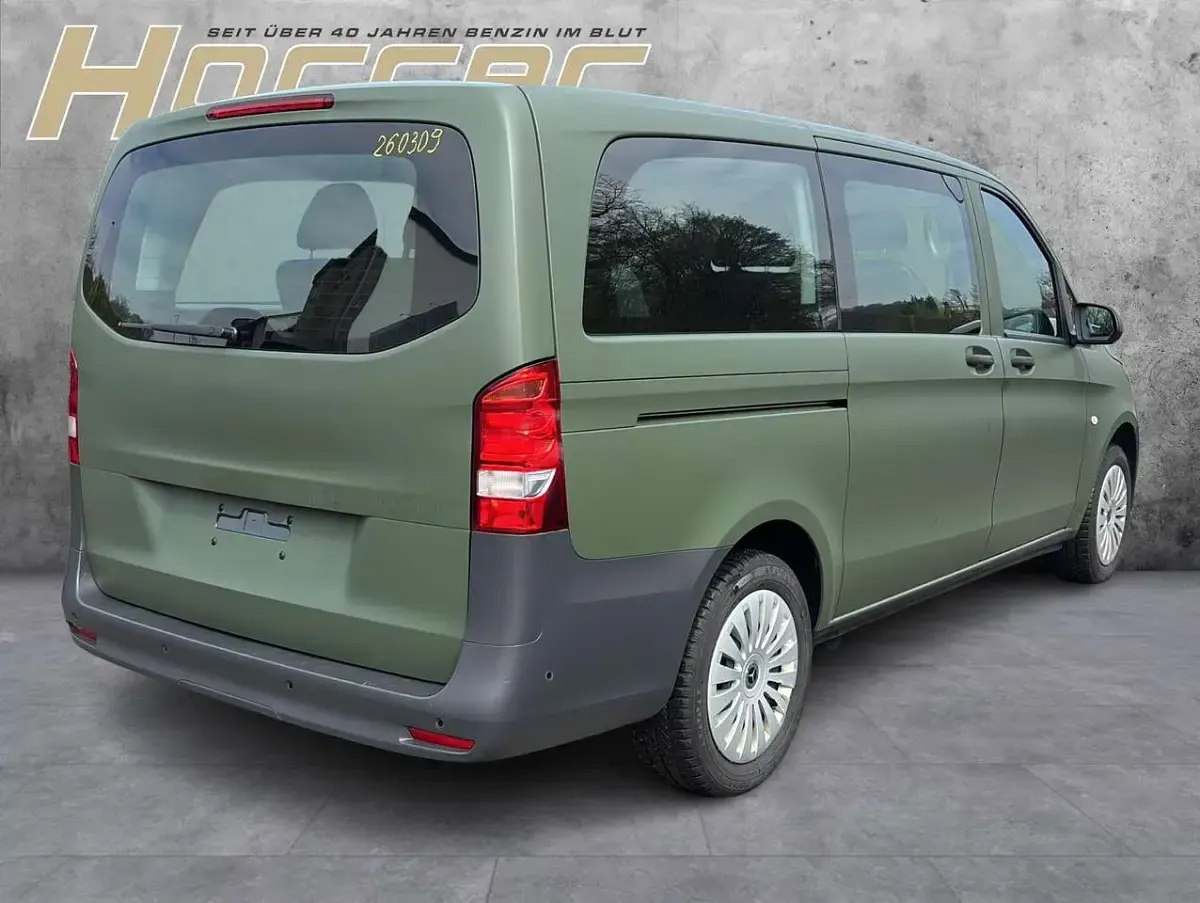 Gebraucht Mercedes Vito 136 PS (100 kW) 2021 Grün Van