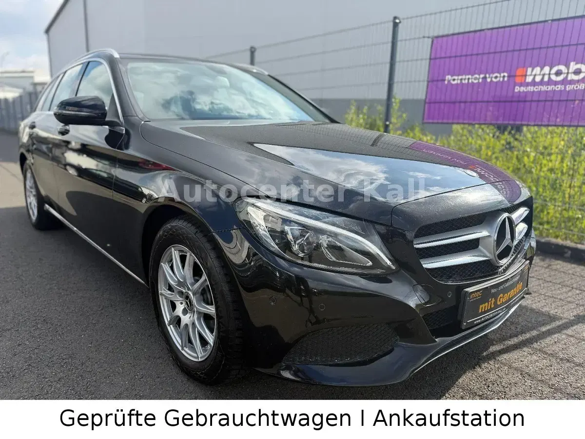 Gebraucht Mercedes C220 170 PS (125 kW) 2017 Schwarz Kombi