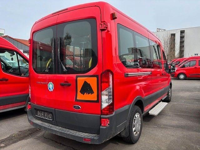 Używany Ford Transit Trend 105 KM (77 kW) 2017 Czerwony Kombi