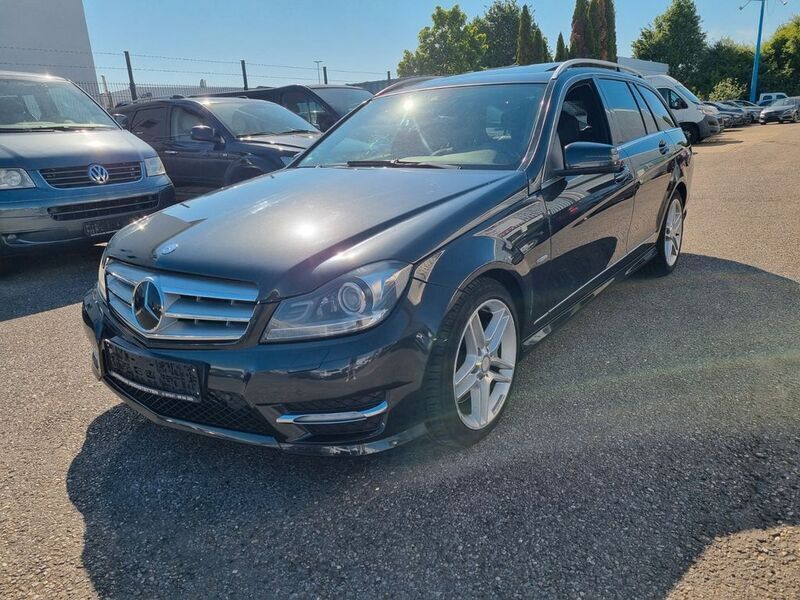 Schwarz Gebraucht 2011 Mercedes C250 AMG line Kombi | 6.990 € (Guter Preis) - Bild 1/4