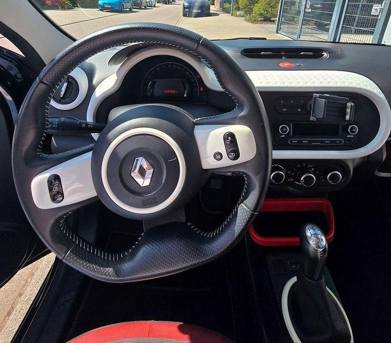 Gebraucht Renault Twingo SE 71 PS (52 kW) 2015 Schwarz Kleinwagen