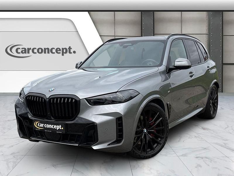 Grau Gebraucht 2025 BMW X5 M Sport SUV | 86.900 € - Bild 1/4
