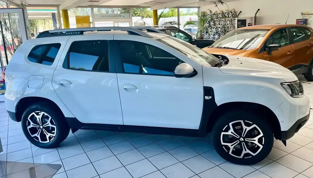 Gebraucht Dacia Duster Prestige 101 PS (74 kW) 2020 Gletscherweiss SUV