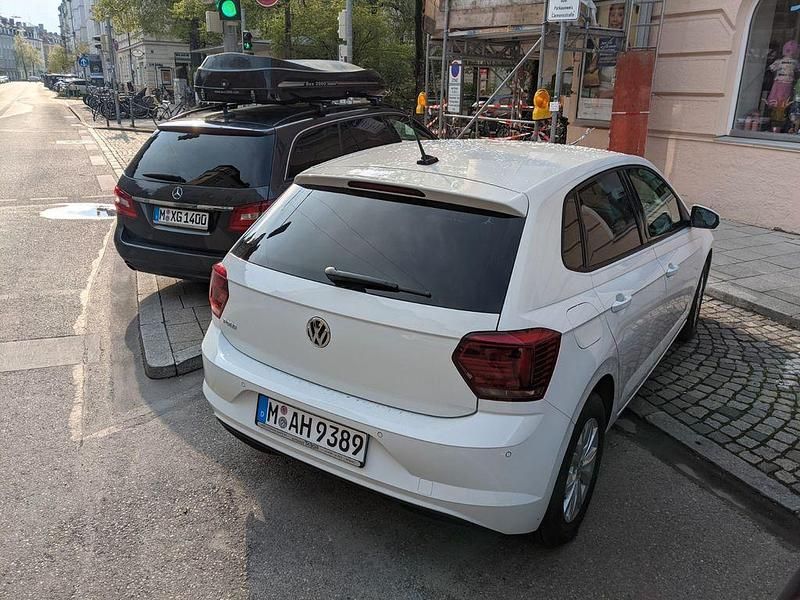 Gebraucht VW Polo Highline 116 PS (85 kW) 2020 Weiß Kleinwagen