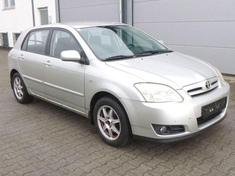 Gebraucht Toyota Corolla Sol 90 PS (66 kW) 2005 Silber Limousine