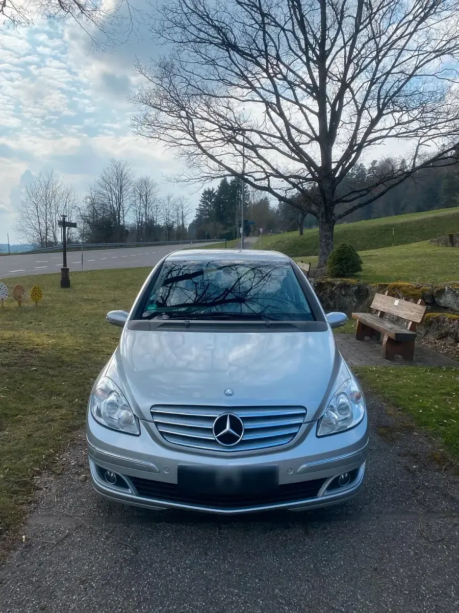 Usata Mercedes B150 2007 Argento Monovolume