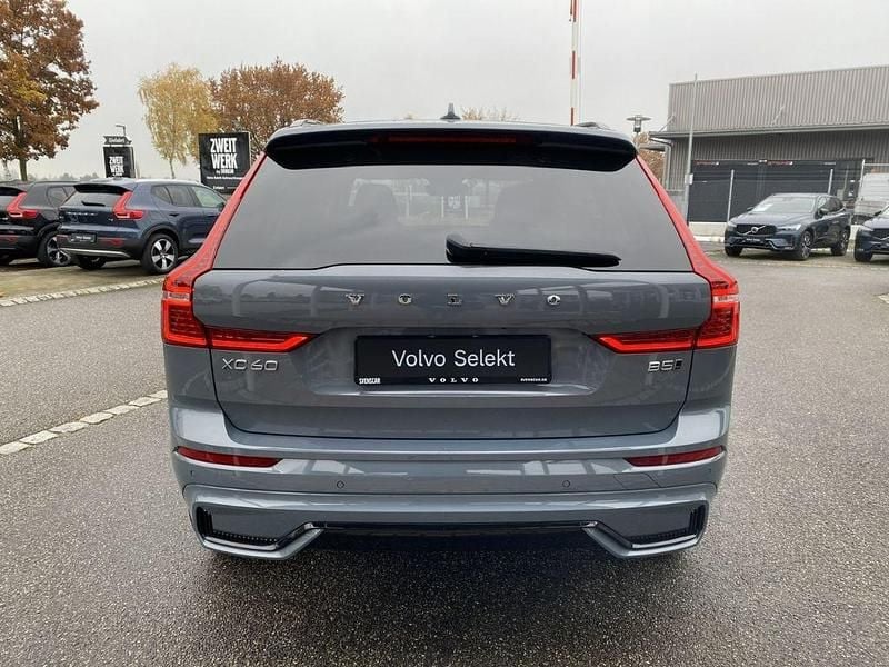 Gebraucht Volvo XC60 Ultimate 235 PS (172 kW) 2023 Grau SUV