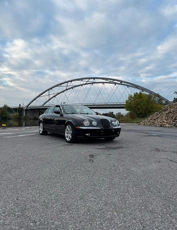 Używany Jaguar S-Type S 200 KM (147 kW) 2002 Czarny Sedan/Limuzyna