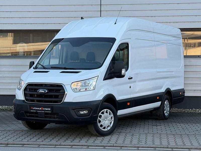 Gebraucht Ford Transit Trend 131 PS (96 kW) 2021 Frostweiß Kleinwagen