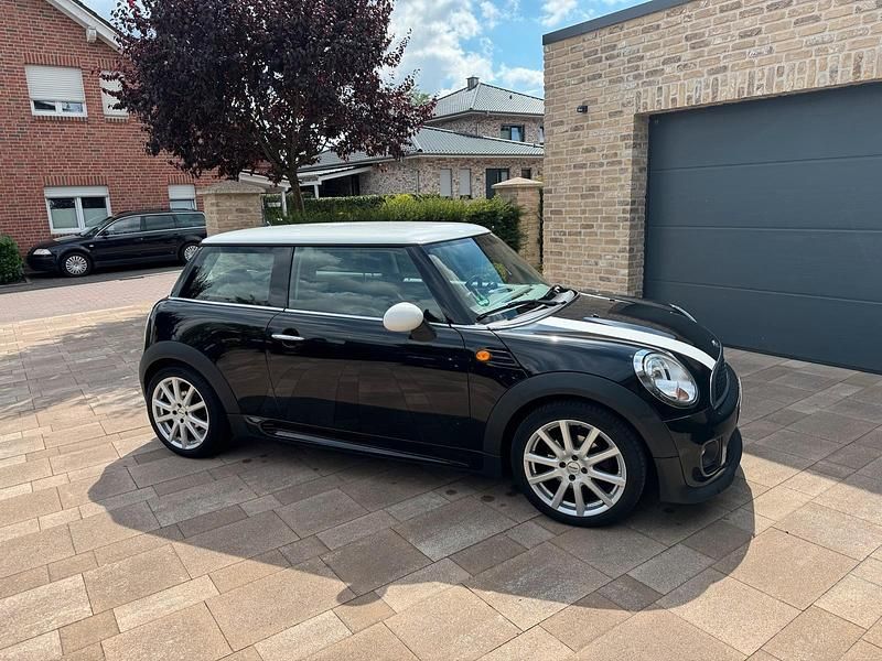 Schwarz Gebraucht 2013 Mini John Cooper Works Kleinwagen | 5.500 € (Fairer Preis) - Bild 1/4