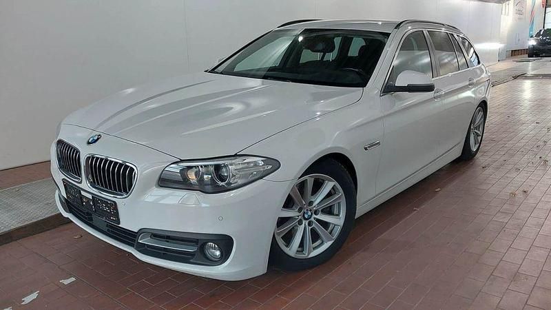 Gebraucht BMW 520 190 PS (139 kW) 2016 Weiß Kombi