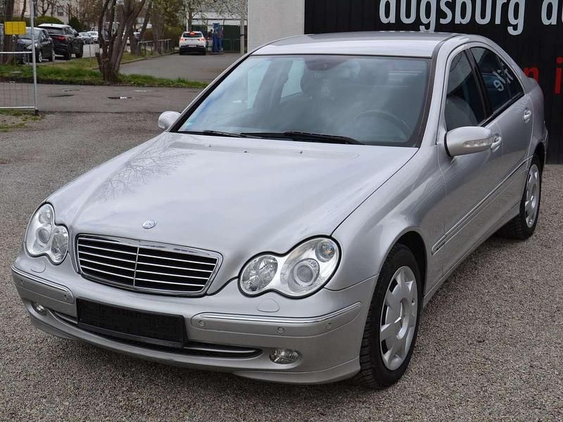 Gebraucht Mercedes C240 170 PS (125 kW) 2003 Brillantsilber  metalliclack Limousine
