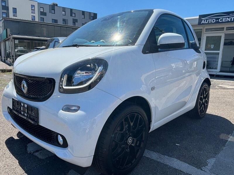 Weiß Gebraucht 2015 Smart ForTwo Coupé Basis Coupé | 6.900 € (Fairer Preis) - Bild 1/4