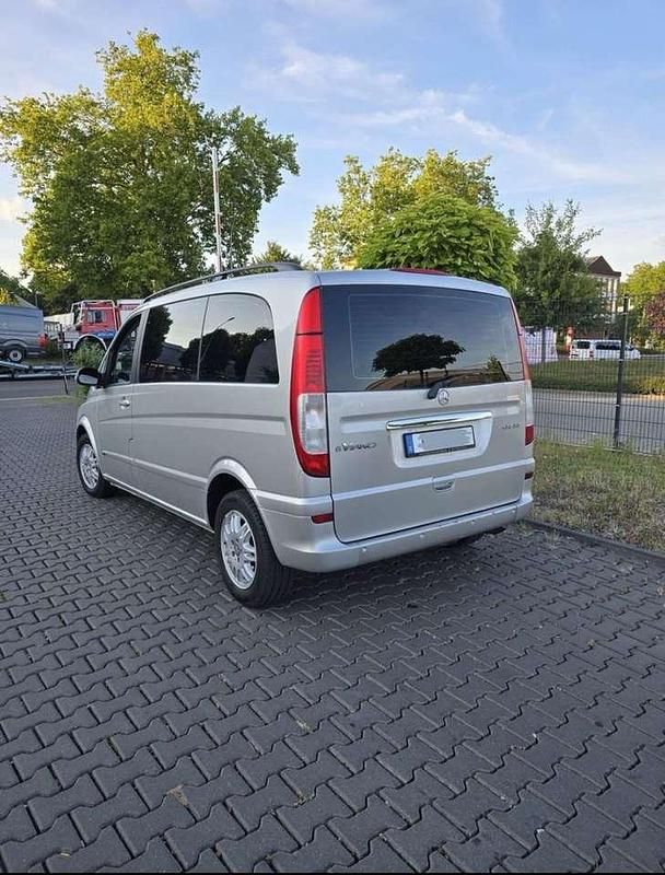 Gebraucht Mercedes Viano 227 PS (166 kW) 2008 Silber Van / Kleinbus