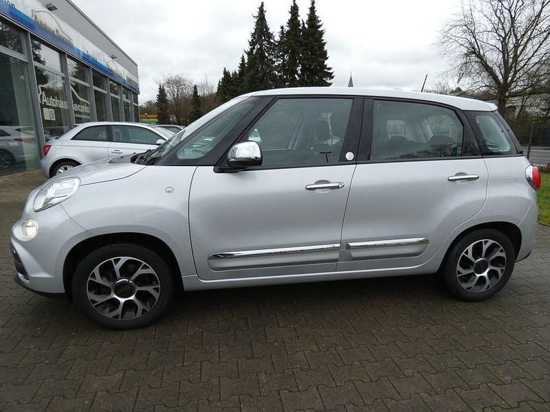Silber Gebraucht 2018 Fiat 500L Urban Van / Kleinbus | 7.490 € (Fairer Preis) - Bild 1/4