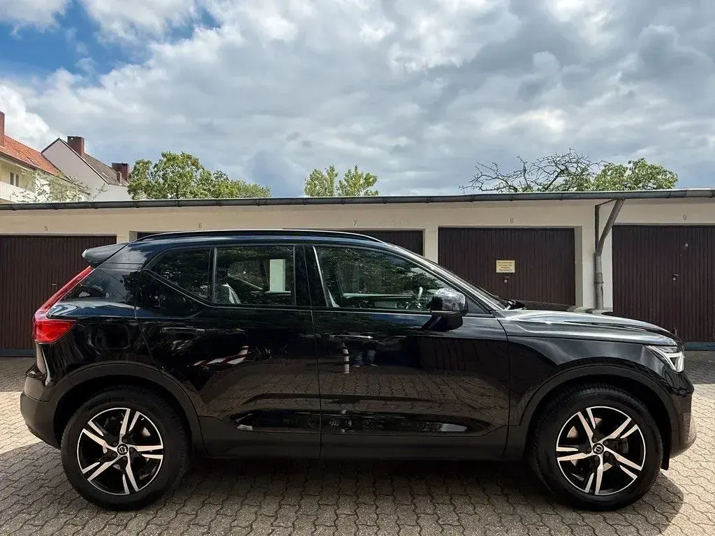 Gebraucht Volvo XC40 Plus 197 PS (144 kW) 2023 Schwarz SUV