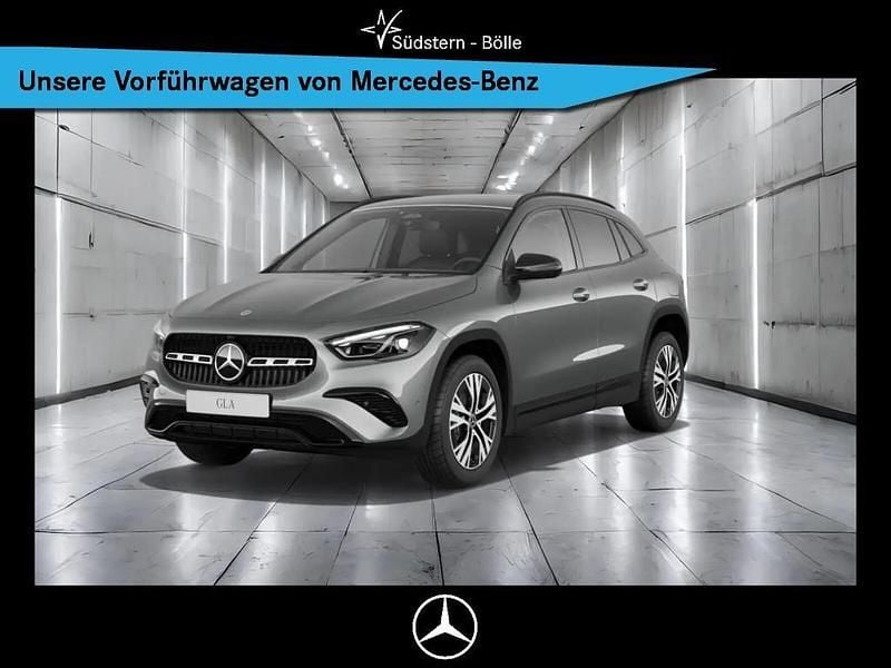 Metalliclack mountaingrau Gebraucht 2025 Mercedes GLA200 Progressive SUV | 39.490 € (Superpreis) - Bild 1/4