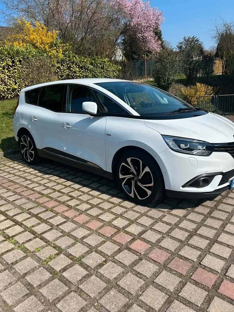 Gebraucht Renault Scénic IV Bose Edition 140 PS (102 kW) 2019 Weiß Van / Kleinbus