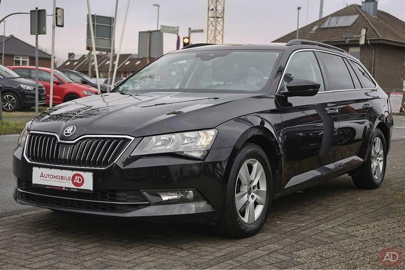 Gebraucht Skoda Superb 150 PS (110 kW) 2016 Schwarz Kombi