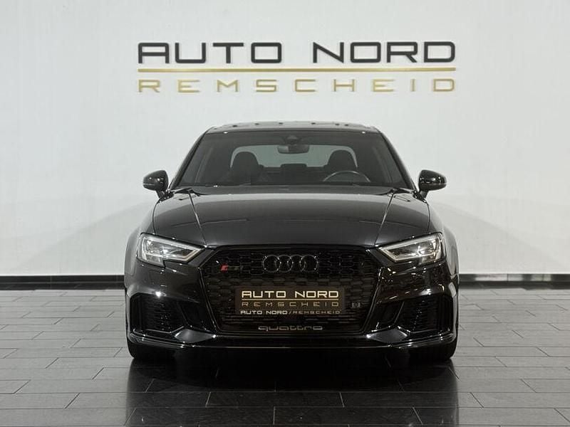 Second-hand Audi RS3 Advanced 400 CP (294 kW) 2020 Negru Berlinǎ