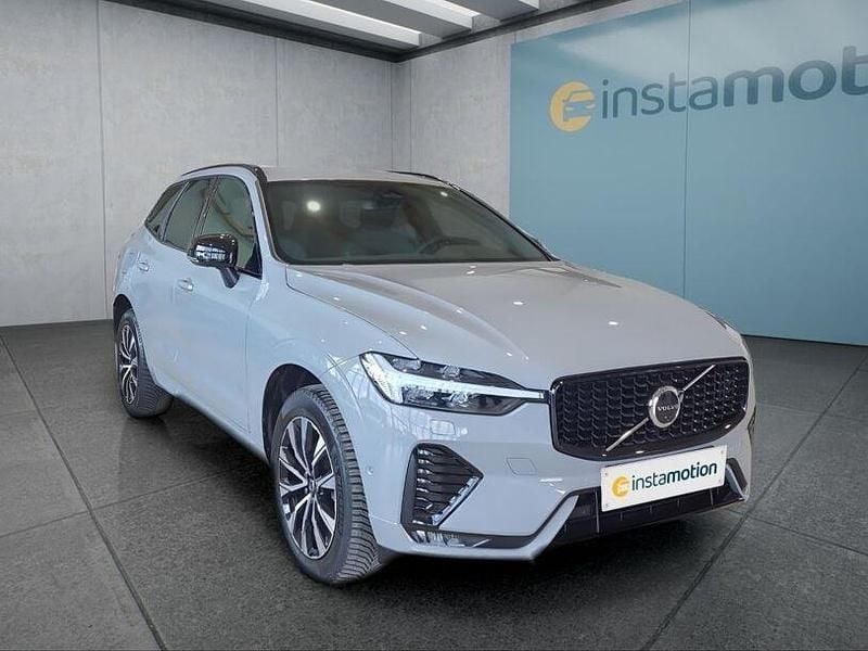 Usado Volvo XC60 Plus 250 HP (183 kW) 2025 Cinzento SUV