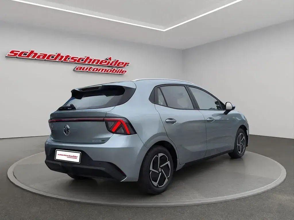 Gebraucht MG MG4 EV Comfort 117 kW (160 PS) 2026 Grün Kleinwagen