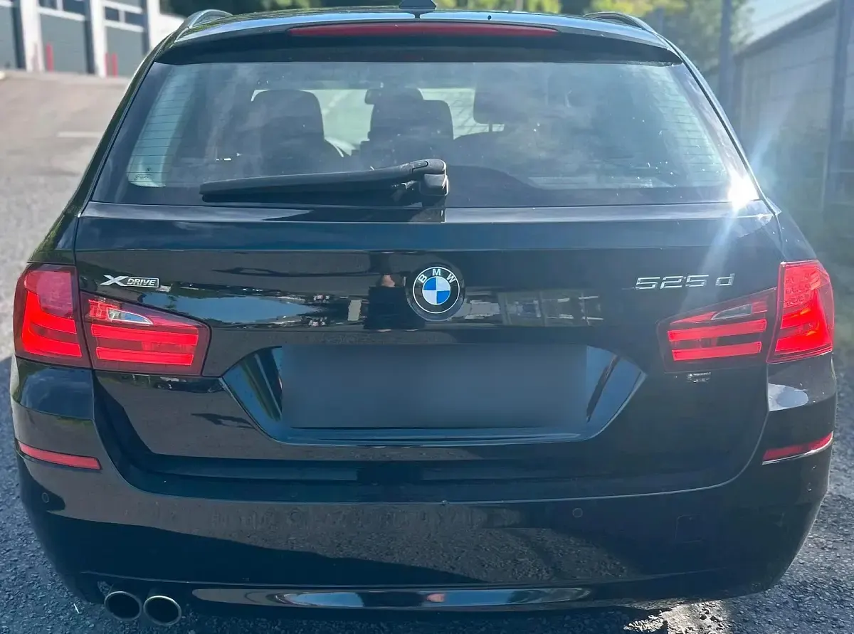 Gebraucht BMW 525 218 PS (160 kW) 2013 Schwarz Kombi