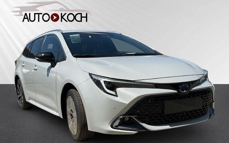Neu Toyota Corolla 140 PS (102 kW) 2025 Grau Kombi