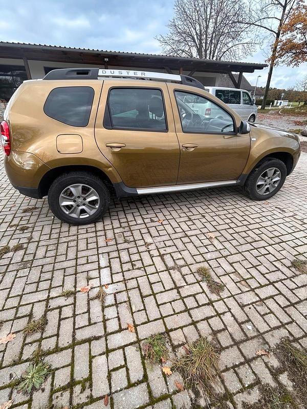 Andere farben Gebraucht 2016 Dacia Duster SUV | 5.690 € (Guter Preis) - Bild 1/4