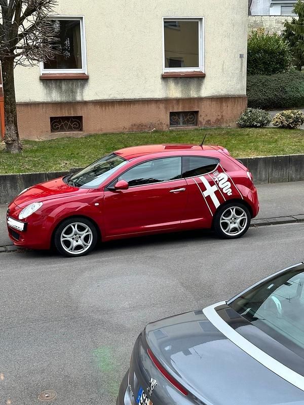 Rot Gebraucht 2009 Alfa Romeo MiTo Kleinwagen | 4.450 € (Fairer Preis) - Bild 1/4