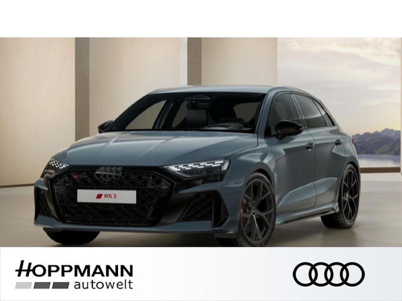 Grau Neu 2026 Audi RS3 Sport Limousine | 75.990 € - Bild 1/4