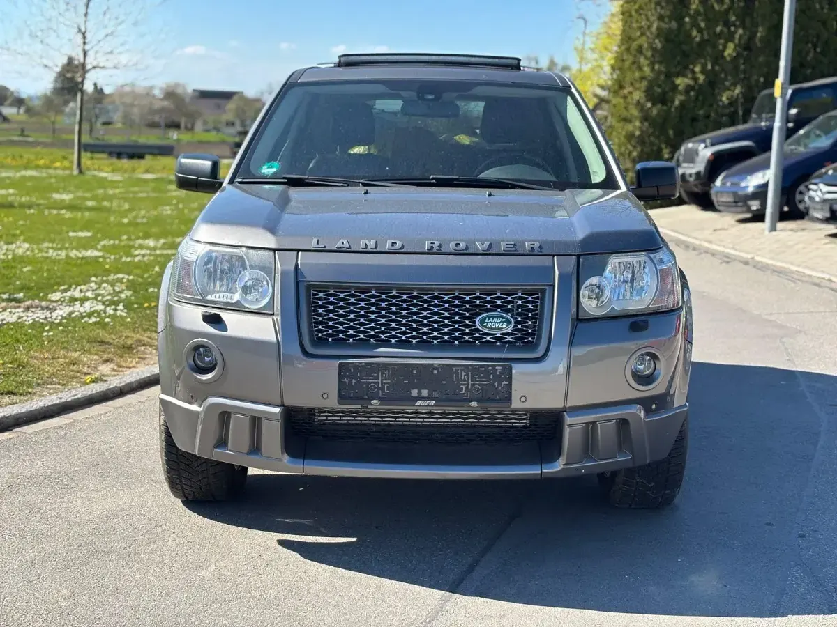 Gebraucht Land Rover Freelander 2 152 PS (111 kW) 2008 Grau SUV