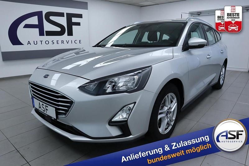 Silber Gebraucht 2023 Ford Focus Cool & Connect Kombi | 16.470 € (Superpreis) - Bild 1/3