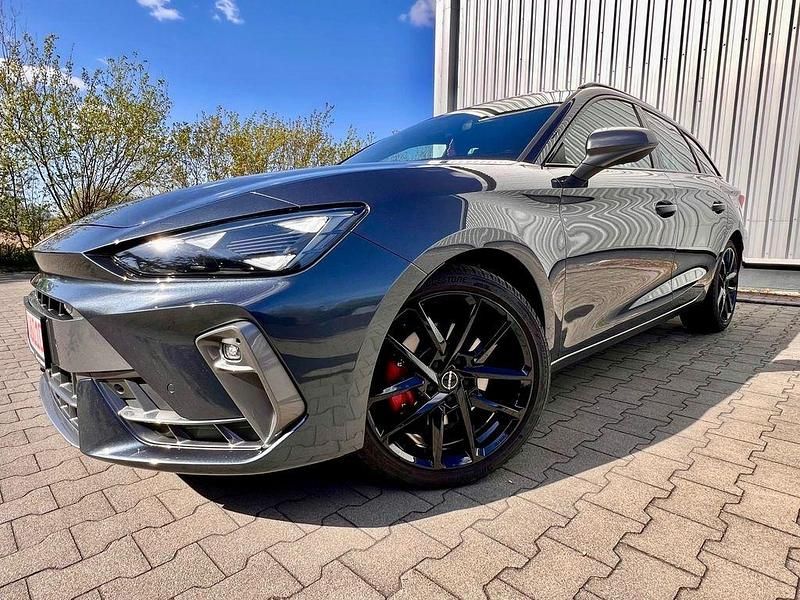 Gebraucht Cupra Leon 150 PS (110 kW) 2025 Grau Limousine