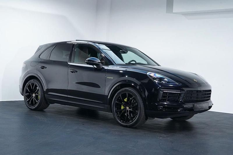 Second-hand Porsche Cayenne 462 CP (339 kW) 2018 Negru SUV