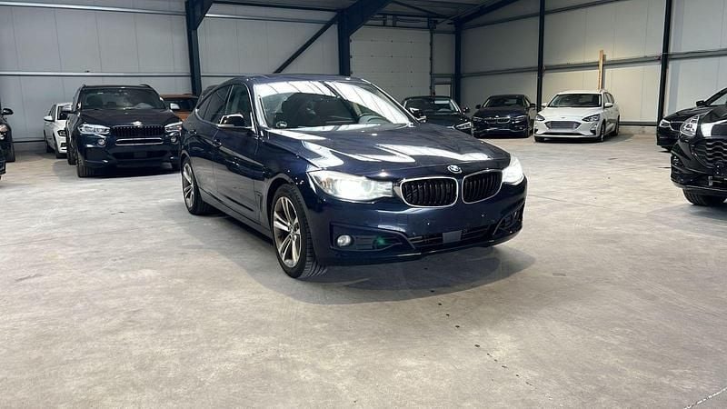 Gebraucht BMW 330 Gran Turismo Sport Line 258 PS (189 kW) 2016 Blau Limousine