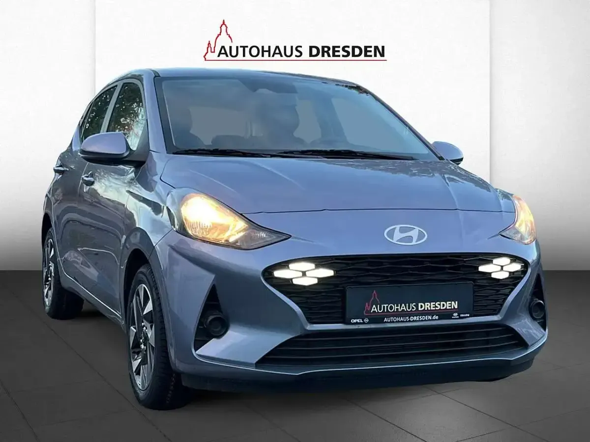Gebraucht Hyundai i10 Trend 63 PS (46 kW) 2025 Meta blue Kleinwagen