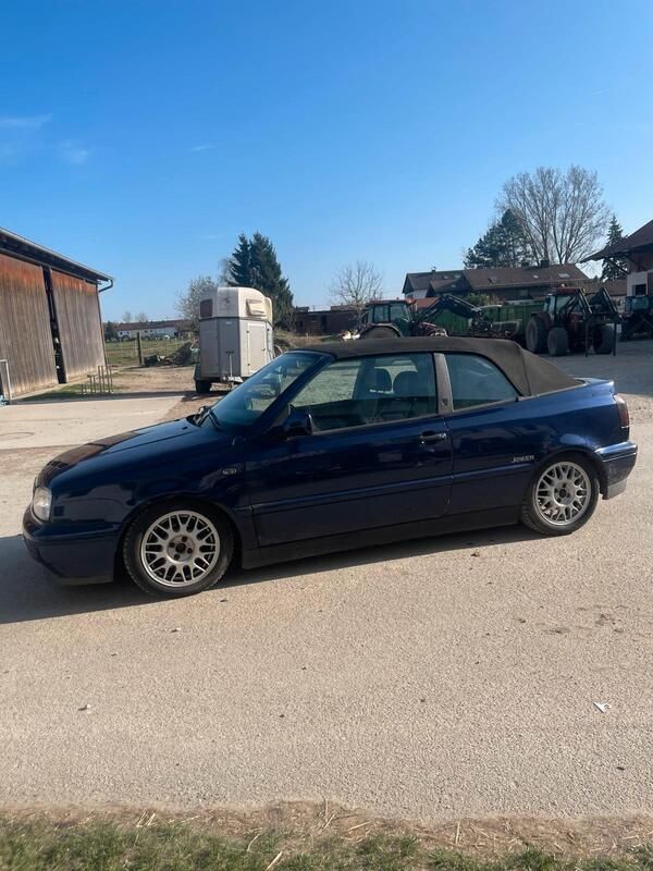 Blau Gebraucht 1997 VW Golf Cabriolet Cabrio | 2.200 € - Bild 1/4