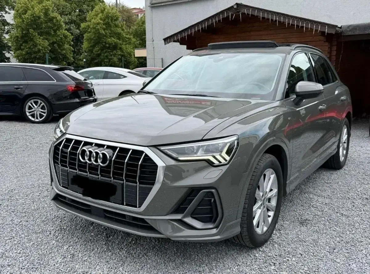 Gebraucht Audi Q3 S-Line 190 PS (139 kW) 2019 SUV
