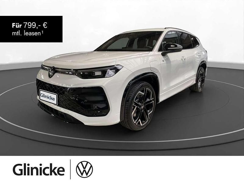 Pure white Gebraucht 2025 VW Tayron Style SUV | 64.970 € (Superpreis) - Bild 1/3
