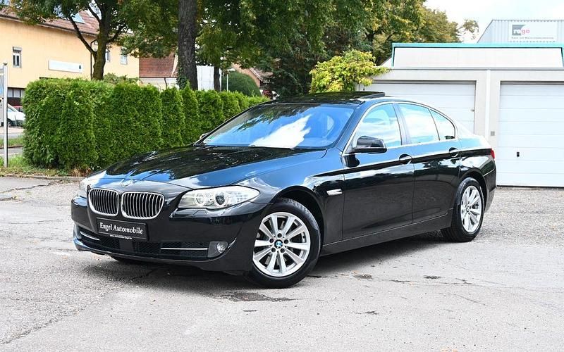 Schwarz Gebraucht 2012 BMW 530 Comfort Edition Limousine | 15.500 € (Etwas zu teuer) - Bild 1/4