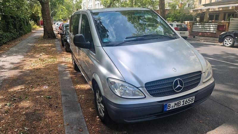 Grau Gebraucht 2007 Mercedes Vito Van / Kleinbus | 3.600 € (Superpreis) - Bild 1/4