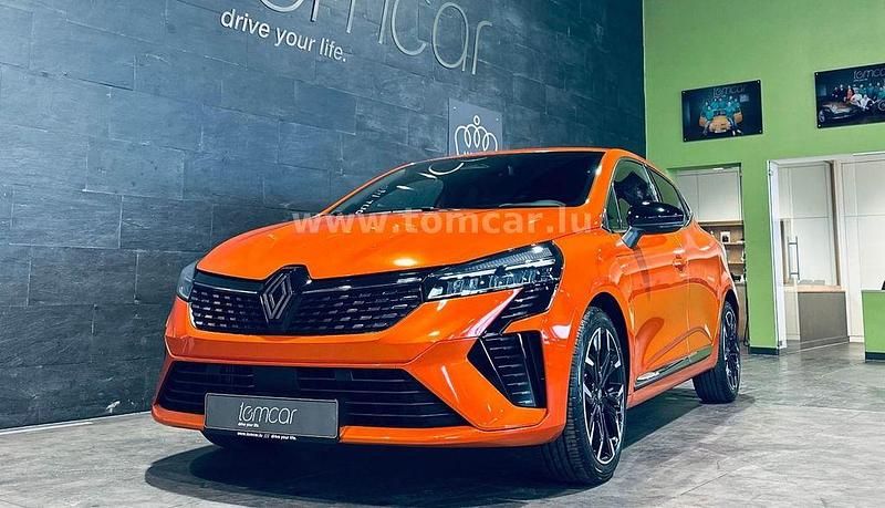 Neu Renault Clio V Techno 91 PS (66 kW) 2025 Orange Limousine